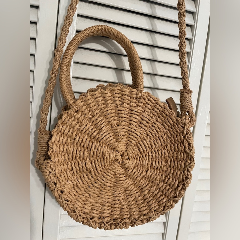 Straw cross body bag
